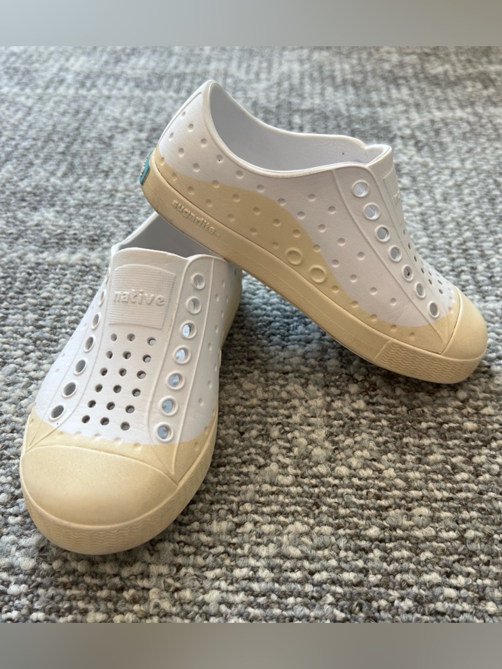 Native Kids Water Shoes in White and Cream - Picture 1 of 5